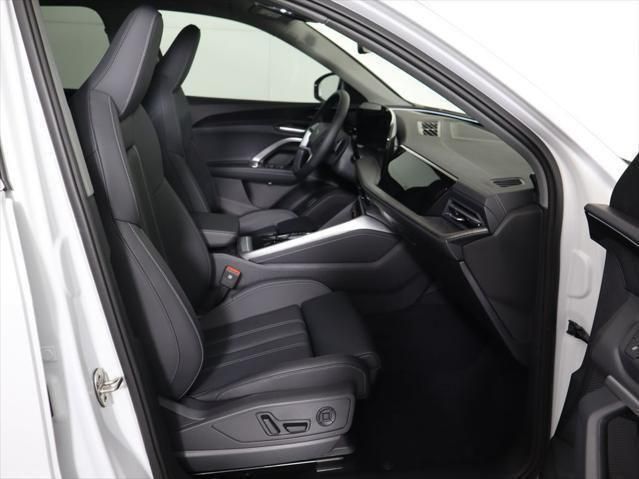 Thumbnail: 2025 Audi Q5 - 22