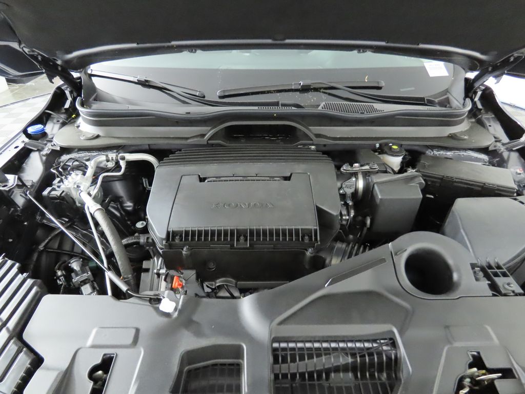 2025 Honda Pilot Touring 30