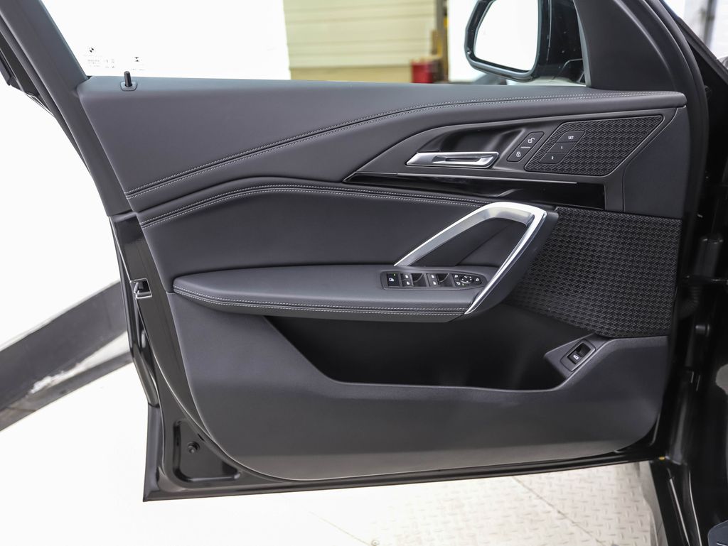 Thumbnail: 2023 BMW X1 - 9