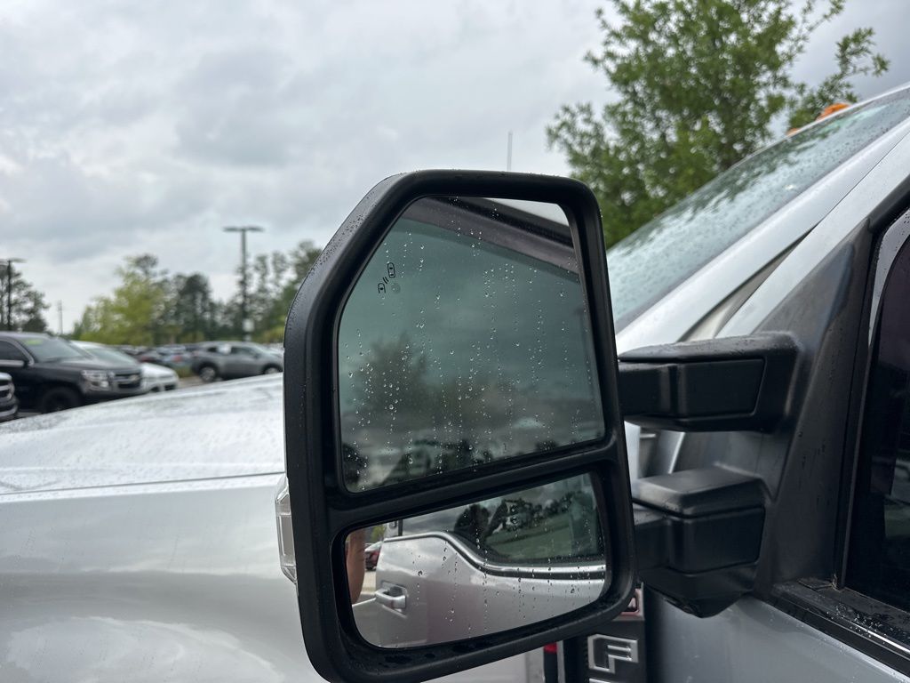 2019 Ingot Silver Metallic Ford Super Duty F-350 DRW Platinum 4X4 Truck