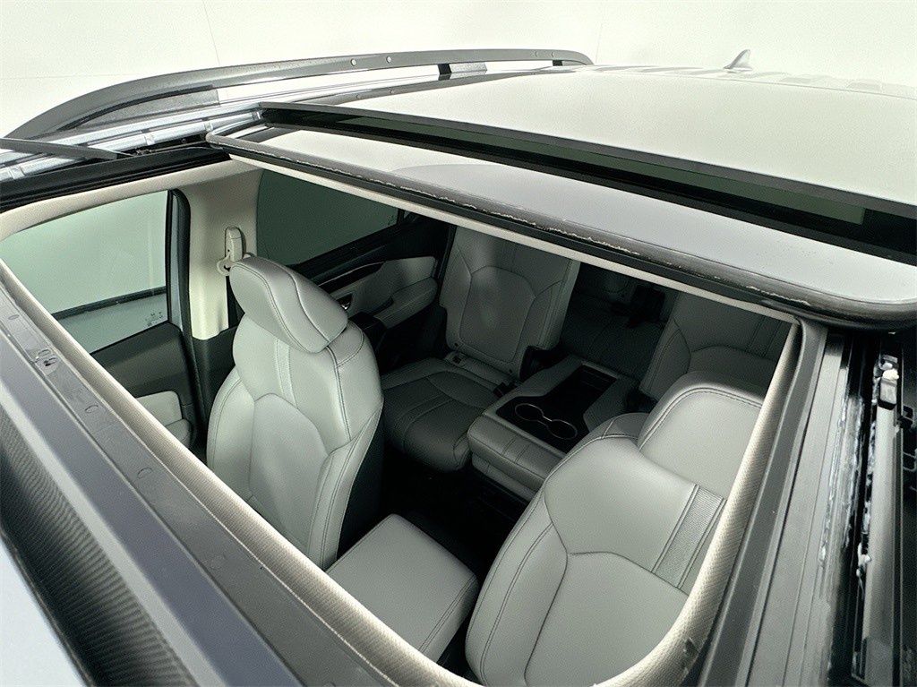 Used Car 2025 Honda Pilot  Touring For Sale Under $50,000 In Austin, Texas