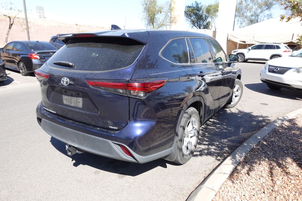 Used 2021 Toyota Highlander SUV