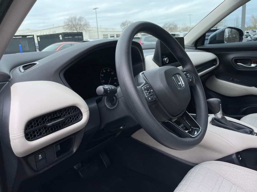 Thumbnail: 2025 Honda HR-V - 27