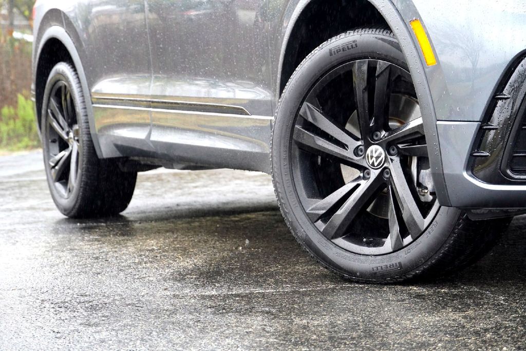 Used Car 2023 Volkswagen Tiguan  2.0t Se R-line Black For Sale Under $25,000 In Taylor, Texas