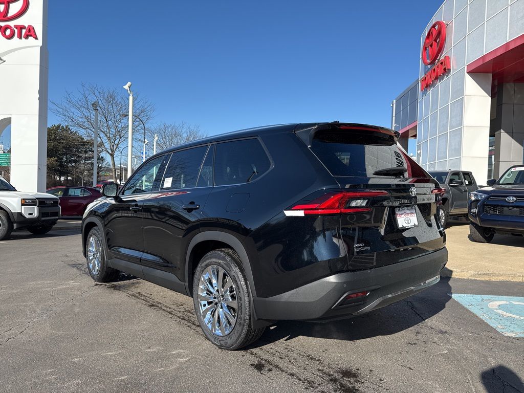 2025 Toyota Grand Highlander  photo