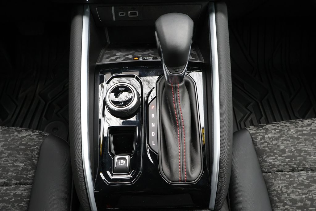 2023 Chevrolet Colorado Z71 21