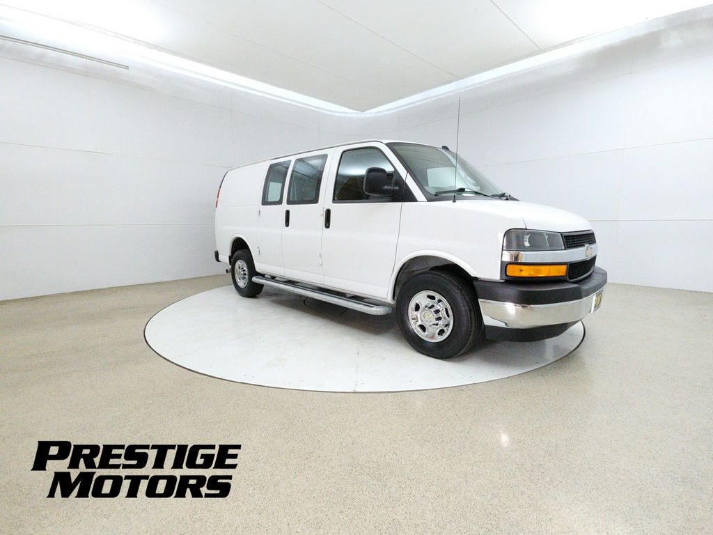 2024 Chevrolet Express Cargo 2500 RWD