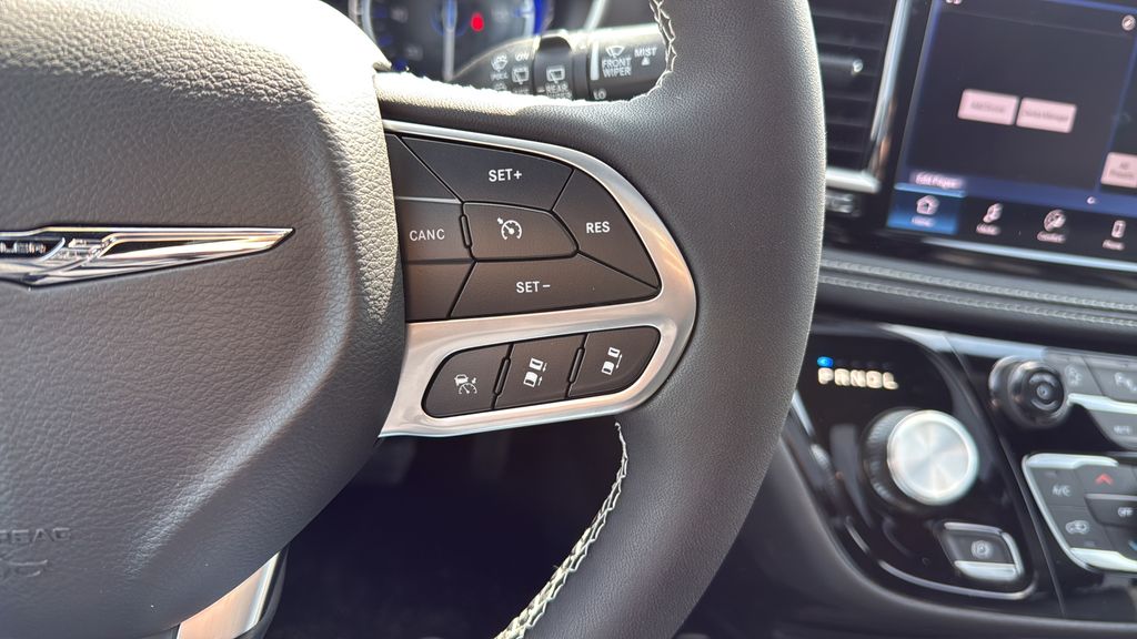 2026 Chrysler Pacifica