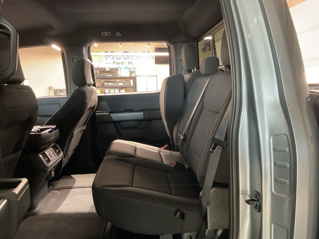 New 2025 Silver Ford XLT image 20