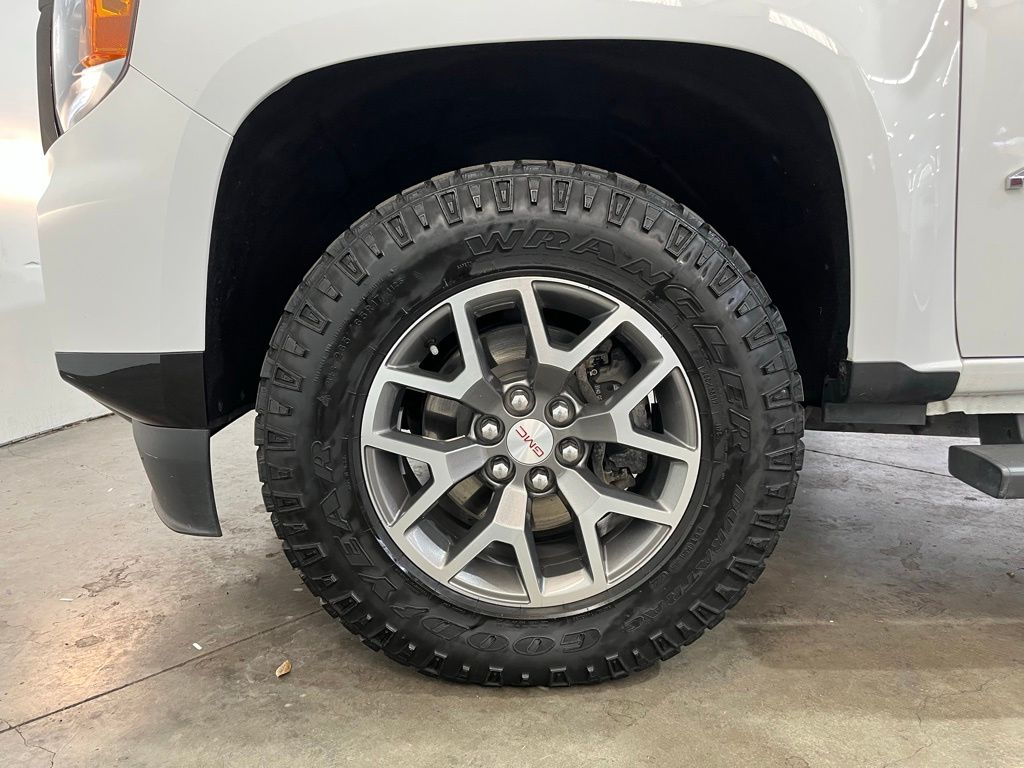 2022 GMC Canyon AT4 w/Leather