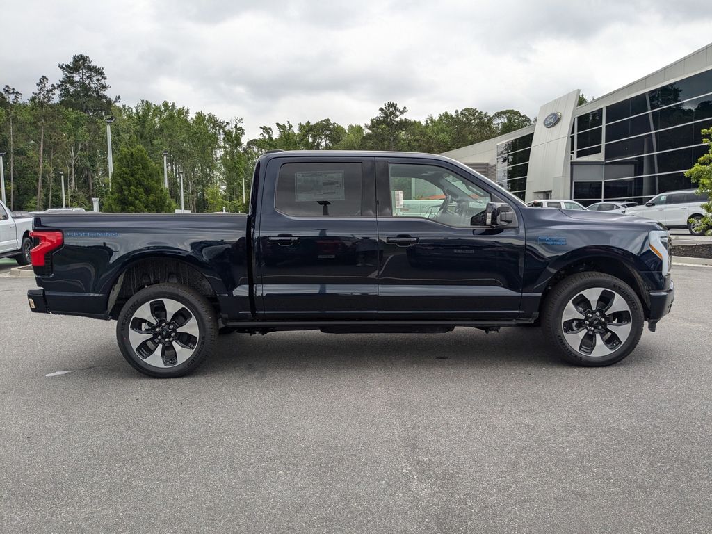 2025 Ford F-150 Lightning Platinum