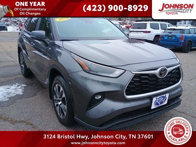 2023 Toyota Highlander XLE AWD
