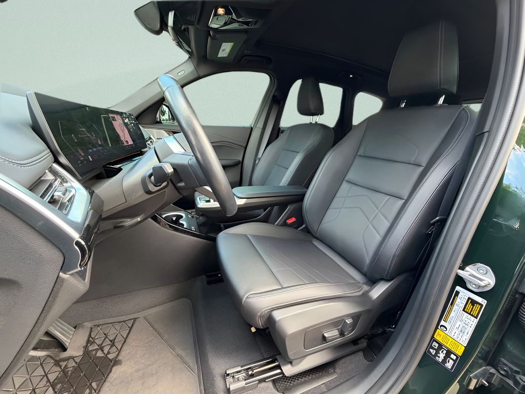 Certified Used 2023 Green BMW xDrive28i image 10