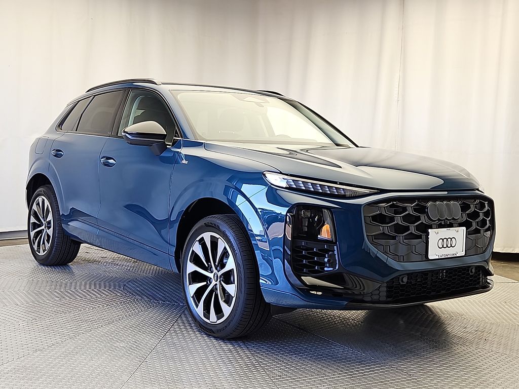 Thumbnail: 2026 Audi Q3 - 3