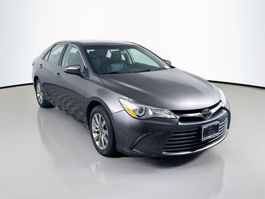 Thumbnail: 2017 Toyota Camry - 3