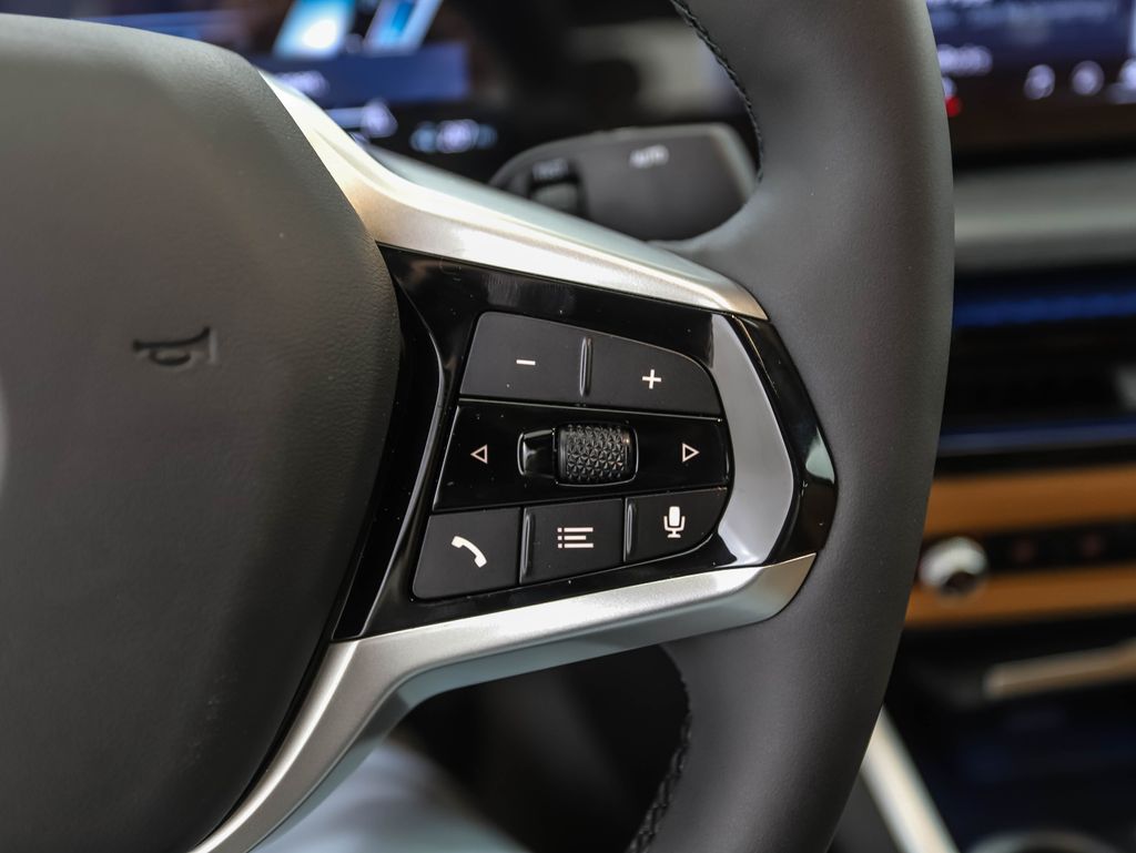 Thumbnail: 2026 BMW i4 - 13