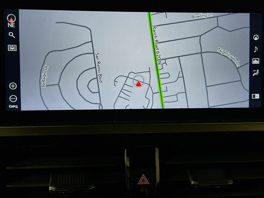 Thumbnail: 2023 Lexus GX - 13