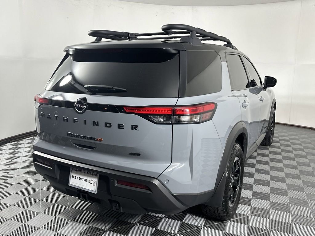 2023 Nissan Pathfinder Rock Creek 7