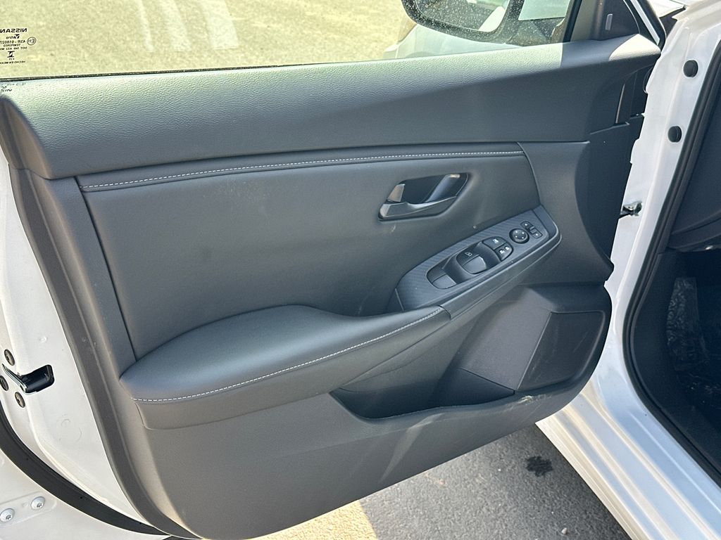 Used 2025 White Nissan S image 10