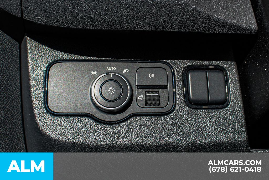 Used 2024 White Mercedes-Benz Passenger 144 WB image 30