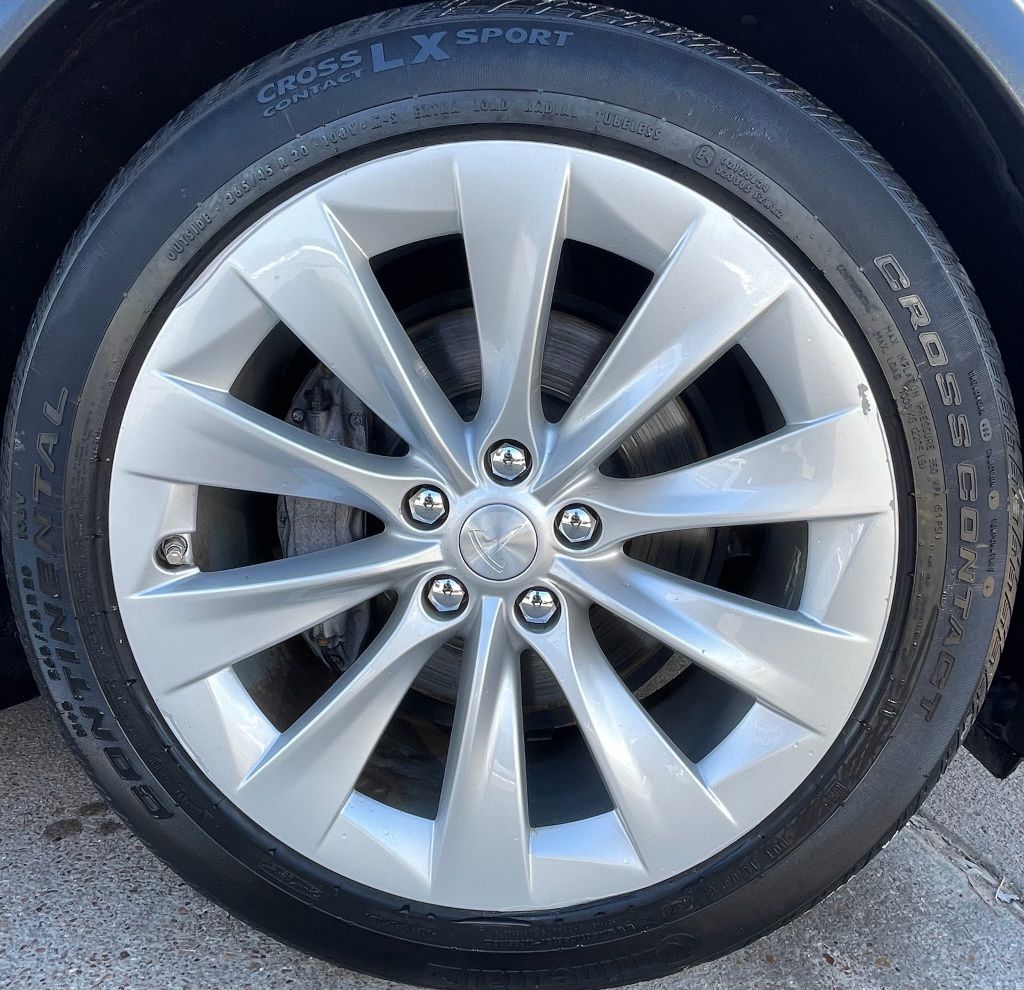 2017 Tesla Model X  Silver at Autostrade