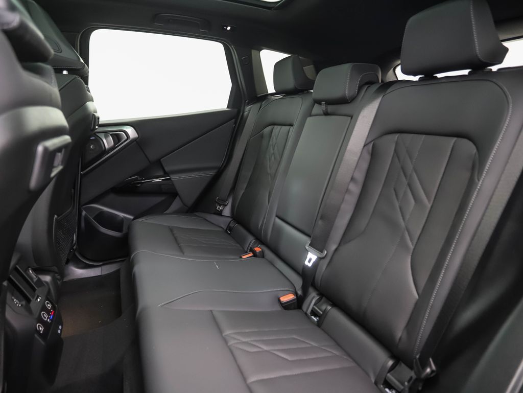 Thumbnail: 2026 BMW X3 - 22