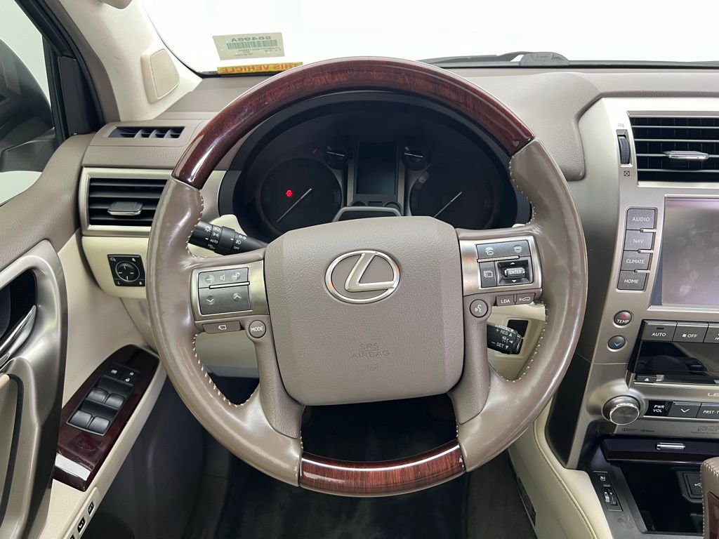 2016 Lexus GX 460 Luxury 22