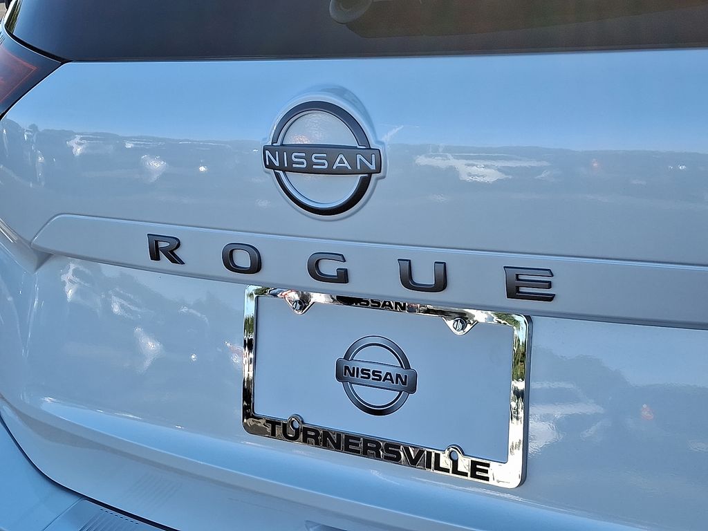 Thumbnail: 2026 Nissan Rogue - 11