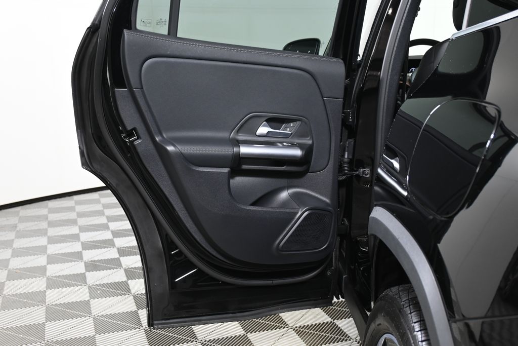 Thumbnail: 2026 Mercedes-Benz GLA - 31