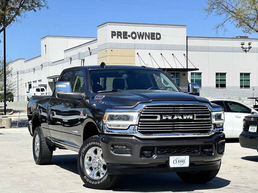 2024 RAM 2500 Laramie Crew Cab 4WD