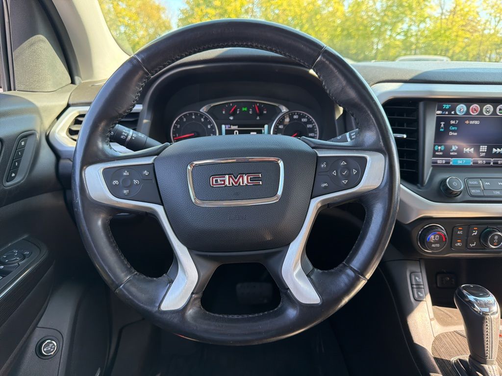 Thumbnail: 2017 GMC Acadia - 13