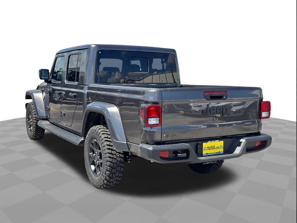 2025 Jeep Gladiator Sport - 3