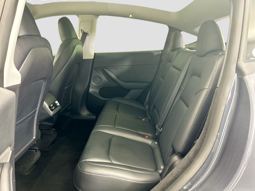 Thumbnail: 2022 Tesla Model Y - 20