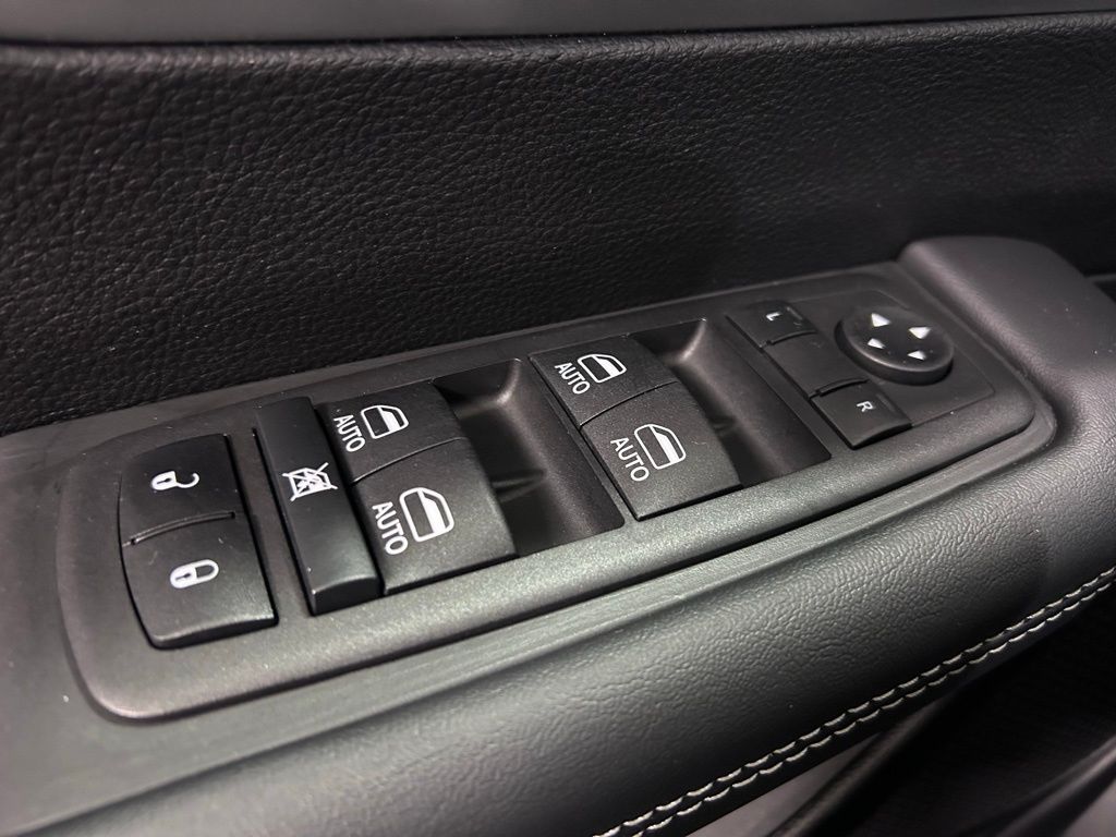 used 2023 Chrysler Pacifica car, priced at $34,450