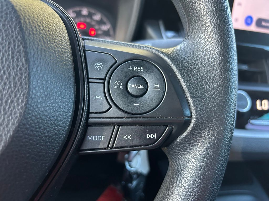 Thumbnail: 2023 Toyota Corolla - 18