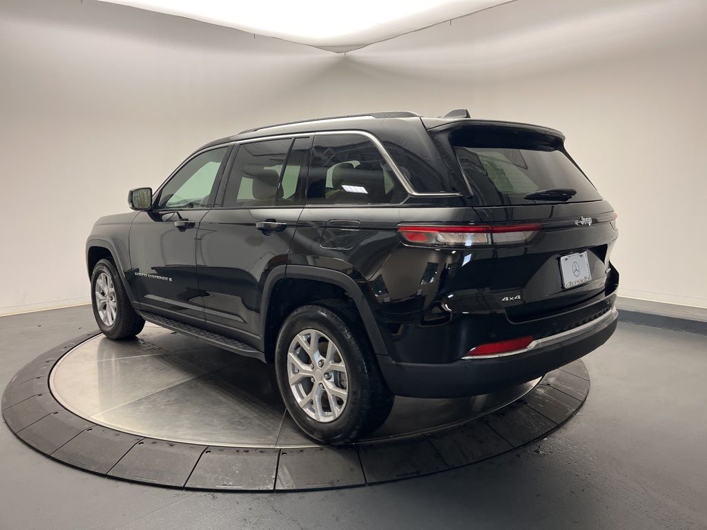 Thumbnail: 2024 Jeep Grand Cherokee - 5