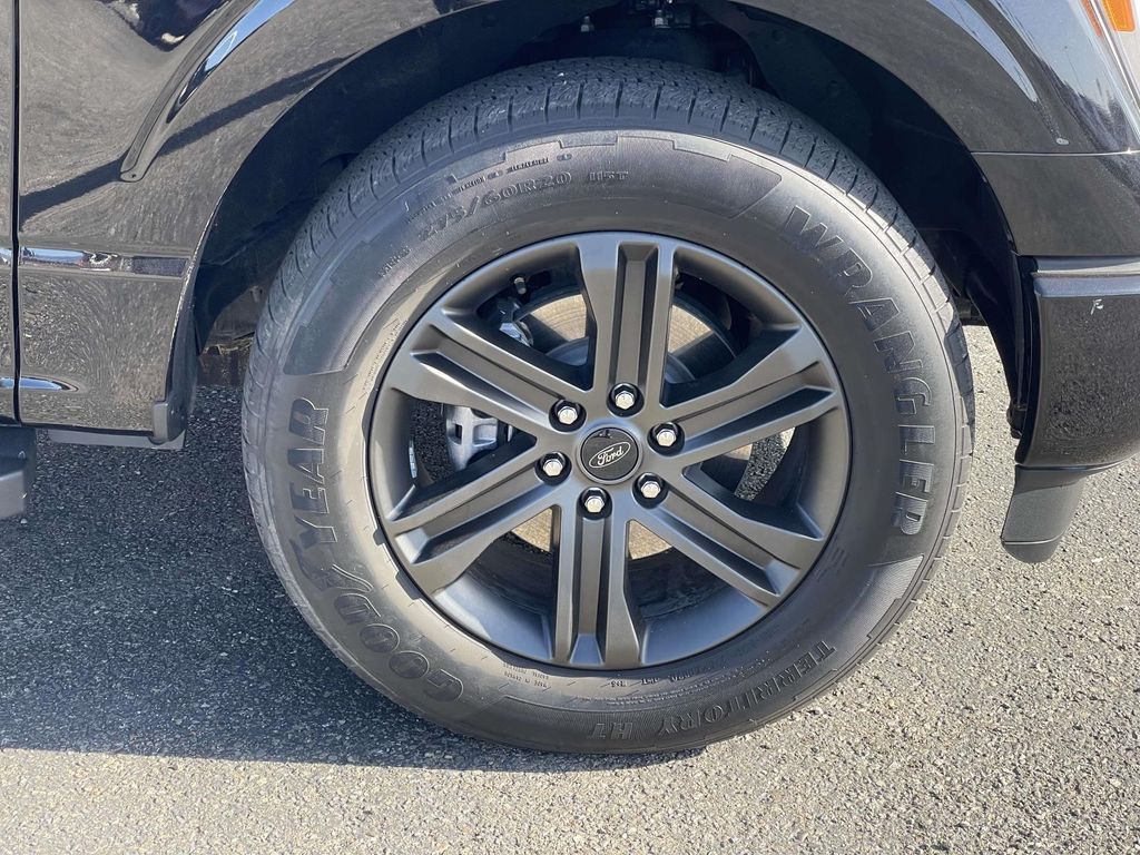 Used 2022 Ford F-150 Lariat 4D SuperCrew