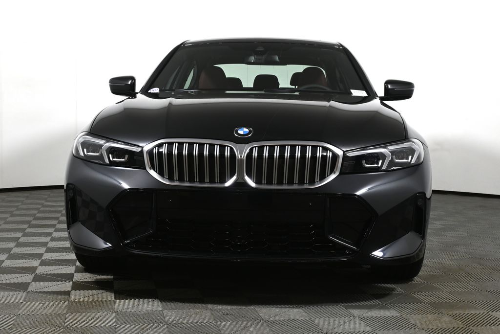 Thumbnail: 2026 BMW 3 Series - 10