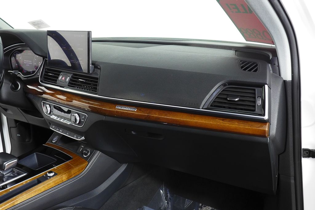 Thumbnail: 2022 Audi Q5 - 14