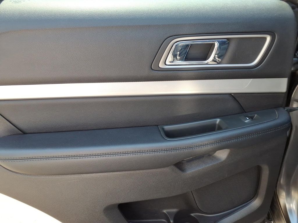 Used 2017 Ford Explorer SUV