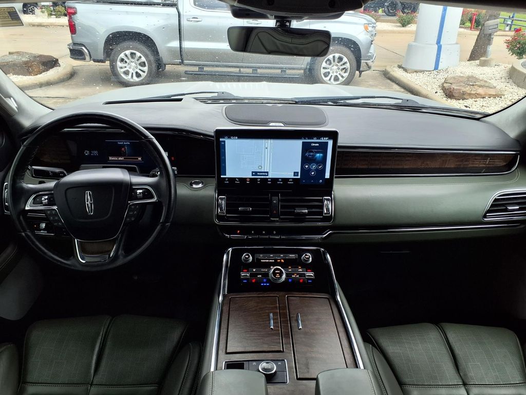 2024 Lincoln Navigator L Black Label Gray at Wharton Ford