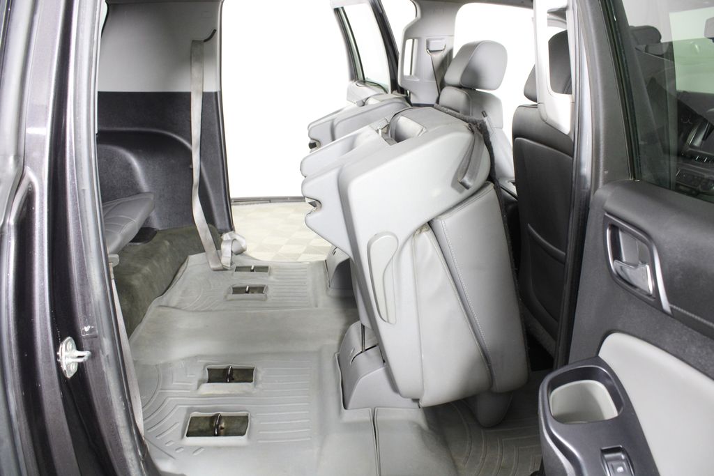 Used 2015 Chevrolet Suburban for sale in 