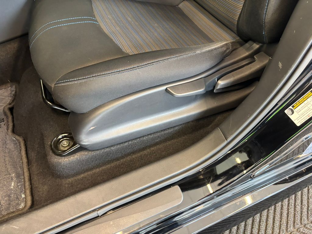 2024 Nissan Leaf S