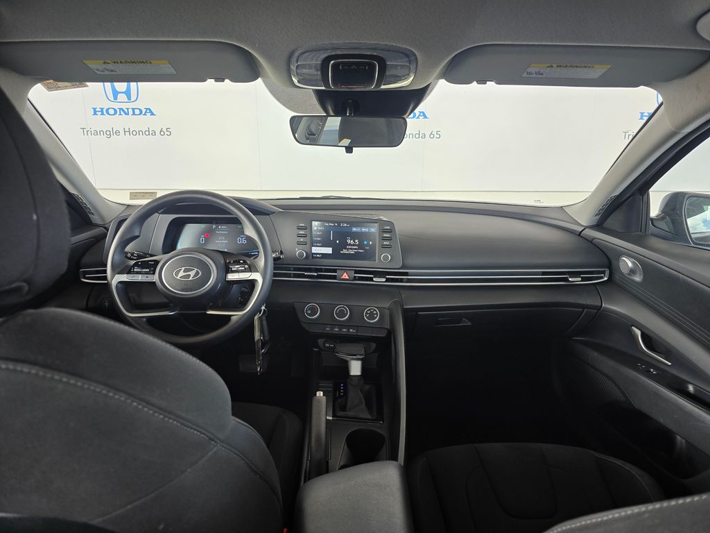 Thumbnail: 2025 Hyundai Elantra - 9