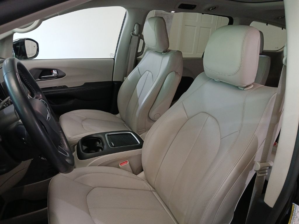 used 2021 Chrysler Pacifica car, priced at $29,500