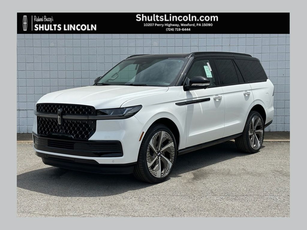 White Metallic 2026 Lincoln Navigator Black Label 4WD SUV / Crossover Four-Wheel Drive Automatic