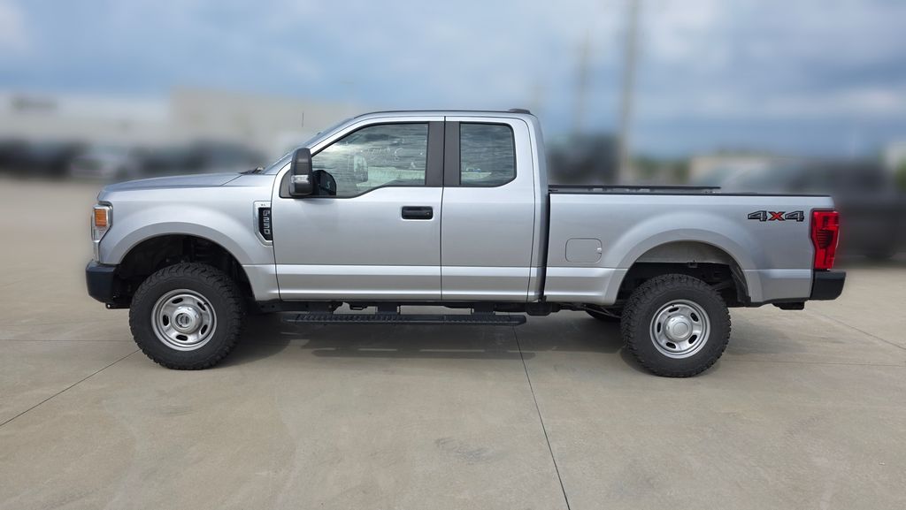 Used 2022 Ford F-250 Super Duty XL with VIN 1FT7X2B66NEE41536 for sale in Kansas City