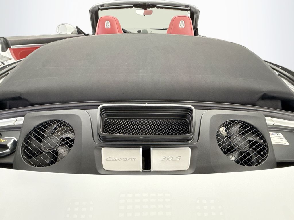 Thumbnail: 2019 Porsche 911 - 22