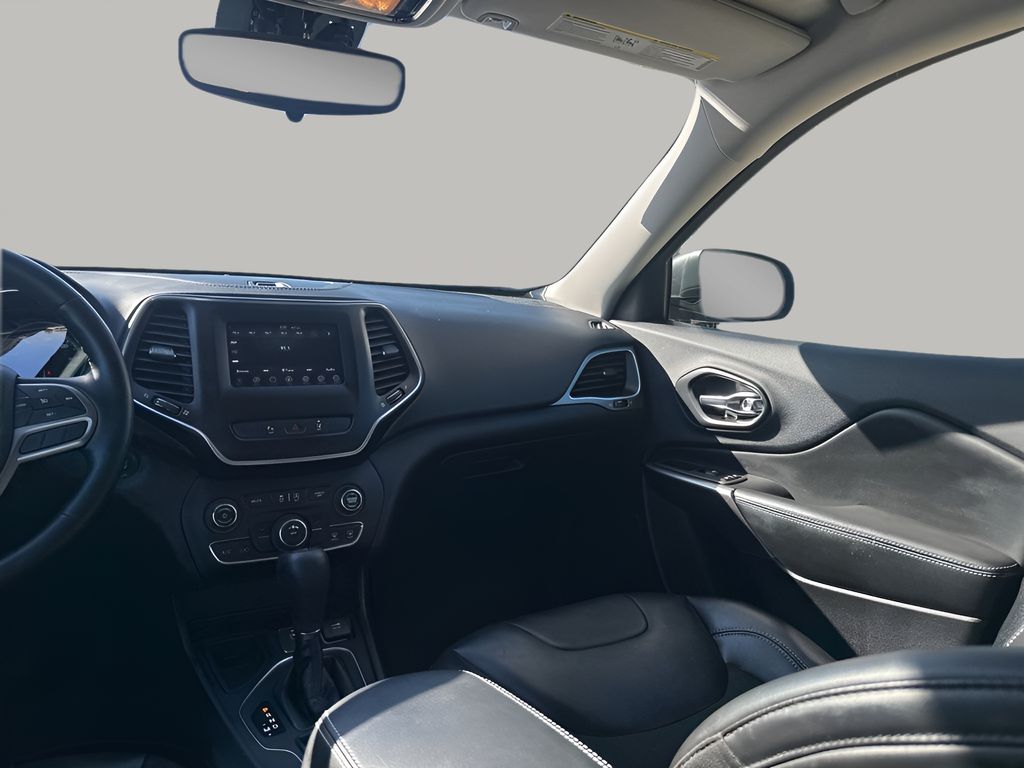 Used Car 2021 Jeep Cherokee  Latitude Plus For Sale Under $20,000 In Austin, Texas