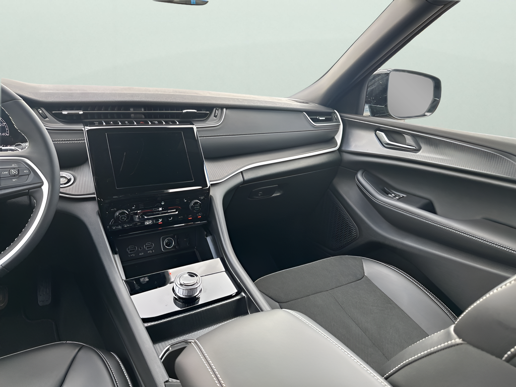 New Car 2025 Jeep Grand Cherokee  For Sale Under $50,000 In Austin, Texas